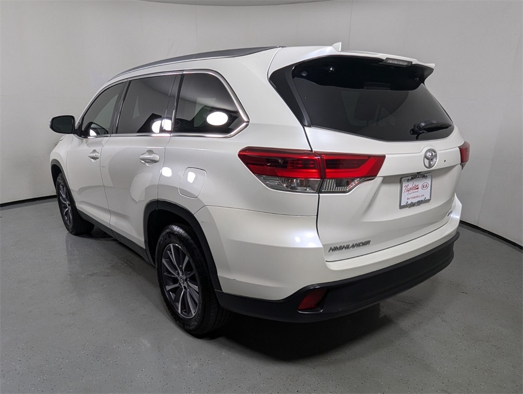 2019 Toyota Highlander XLE 5