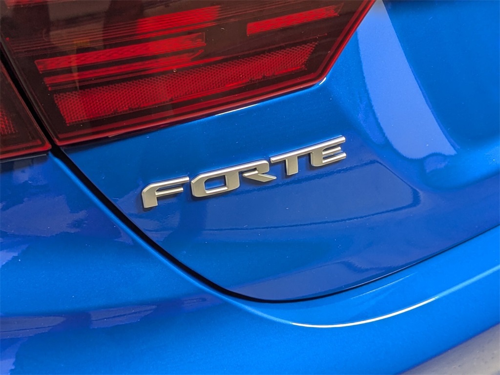 2023 Kia Forte GT-Line 5