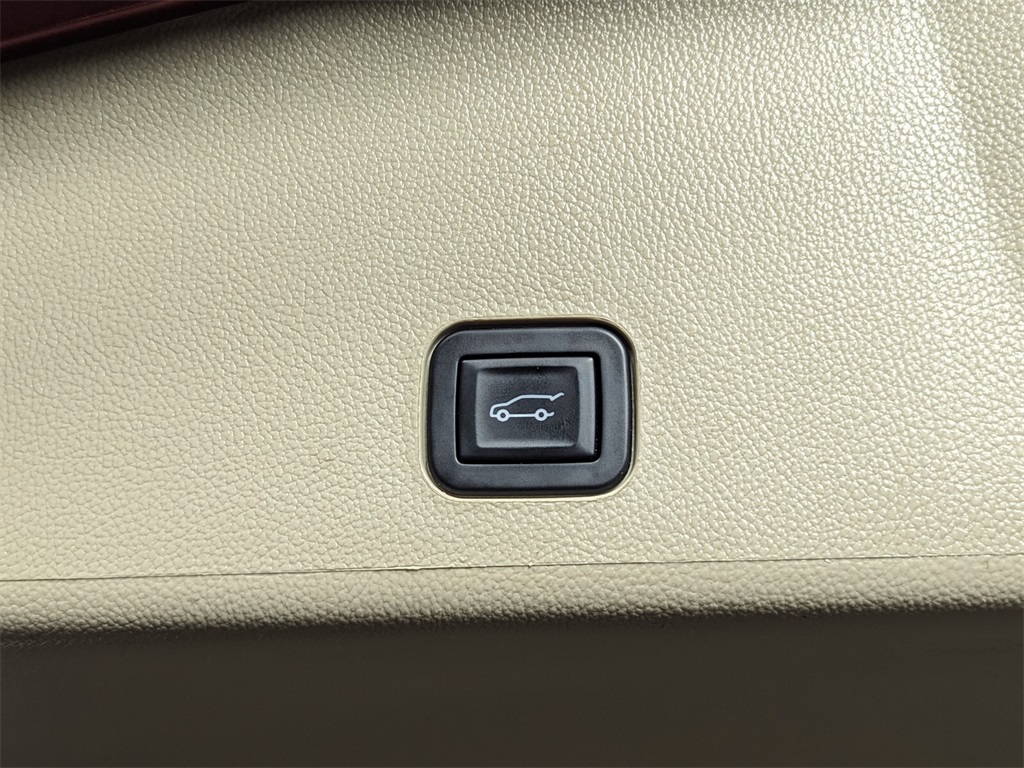 2013 Cadillac SRX Luxury 27