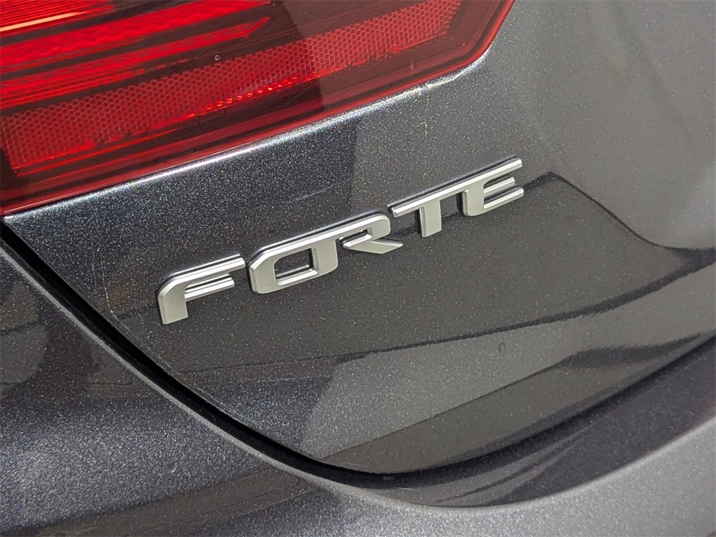 2023 Kia Forte GT-Line 24