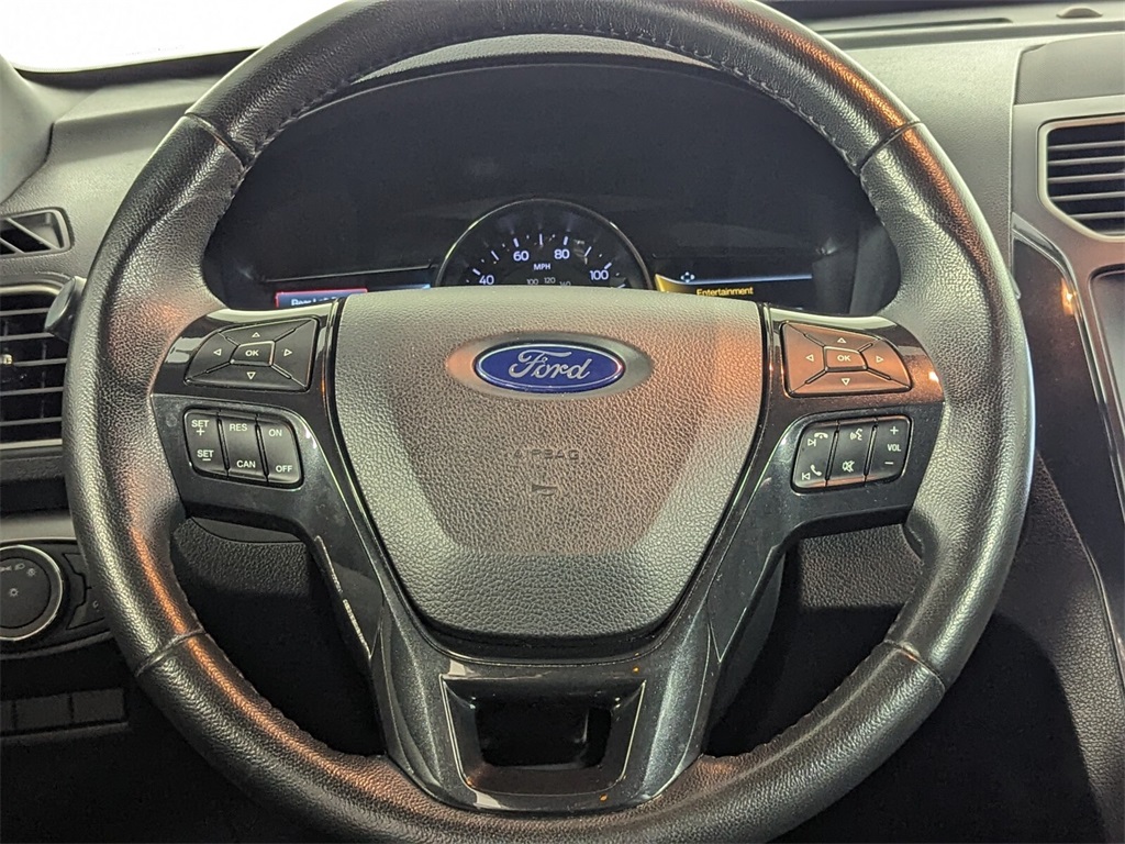 2019 Ford Explorer XLT 9