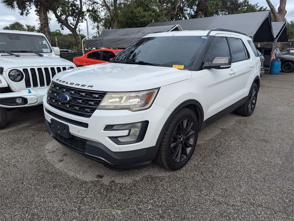 2017 Ford Explorer XLT 8