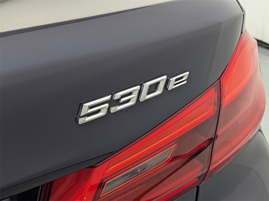 2020 BMW 5 Series 530e iPerformance 6