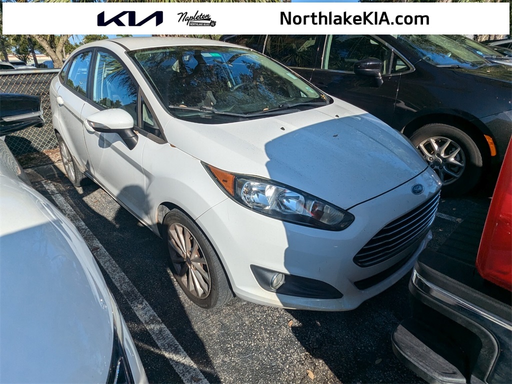 2014 Ford Fiesta SE 1