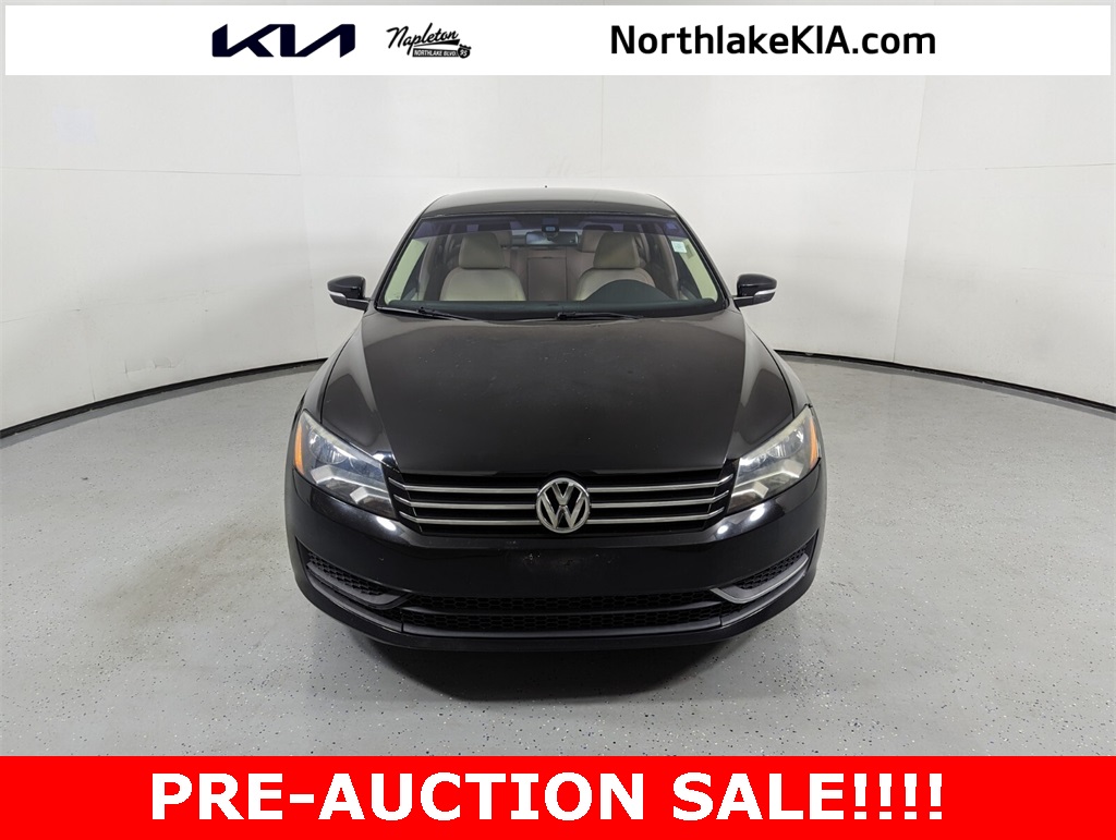 2012 Volkswagen Passat 2.5 SE 2