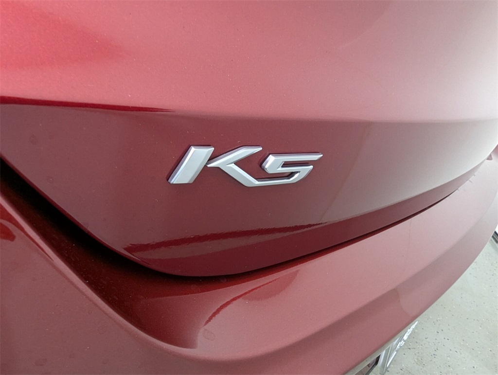 2022 Kia K5 GT-Line 8