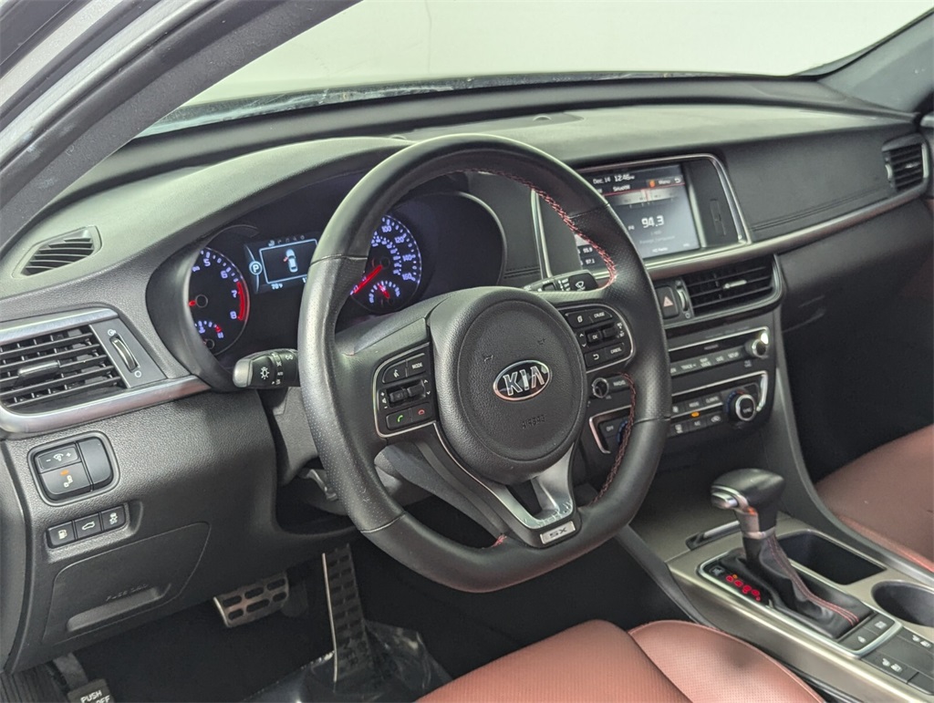 2017 Kia Optima SX 11