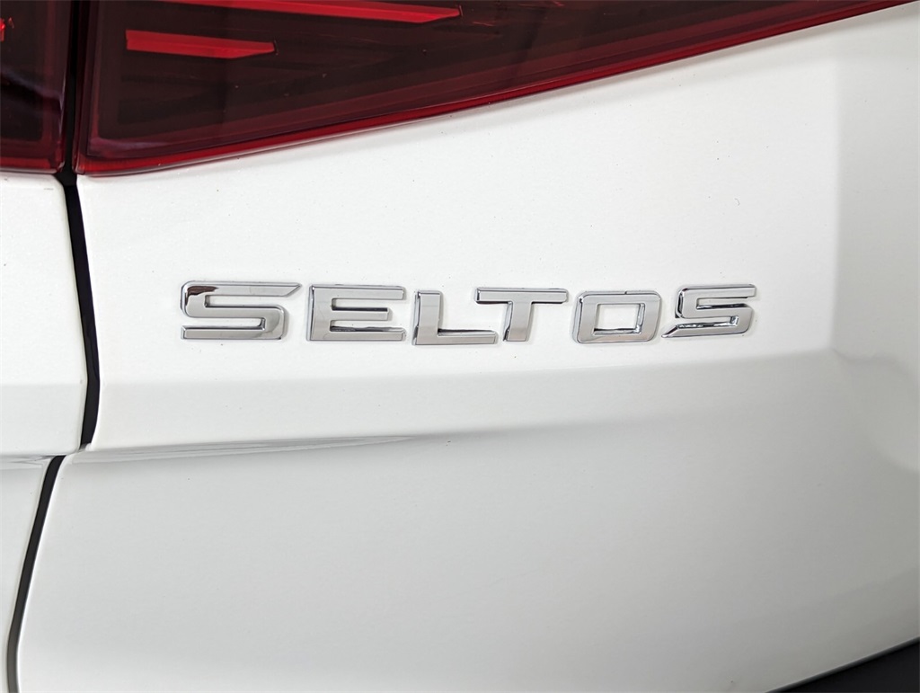 2021 Kia Seltos SX 8