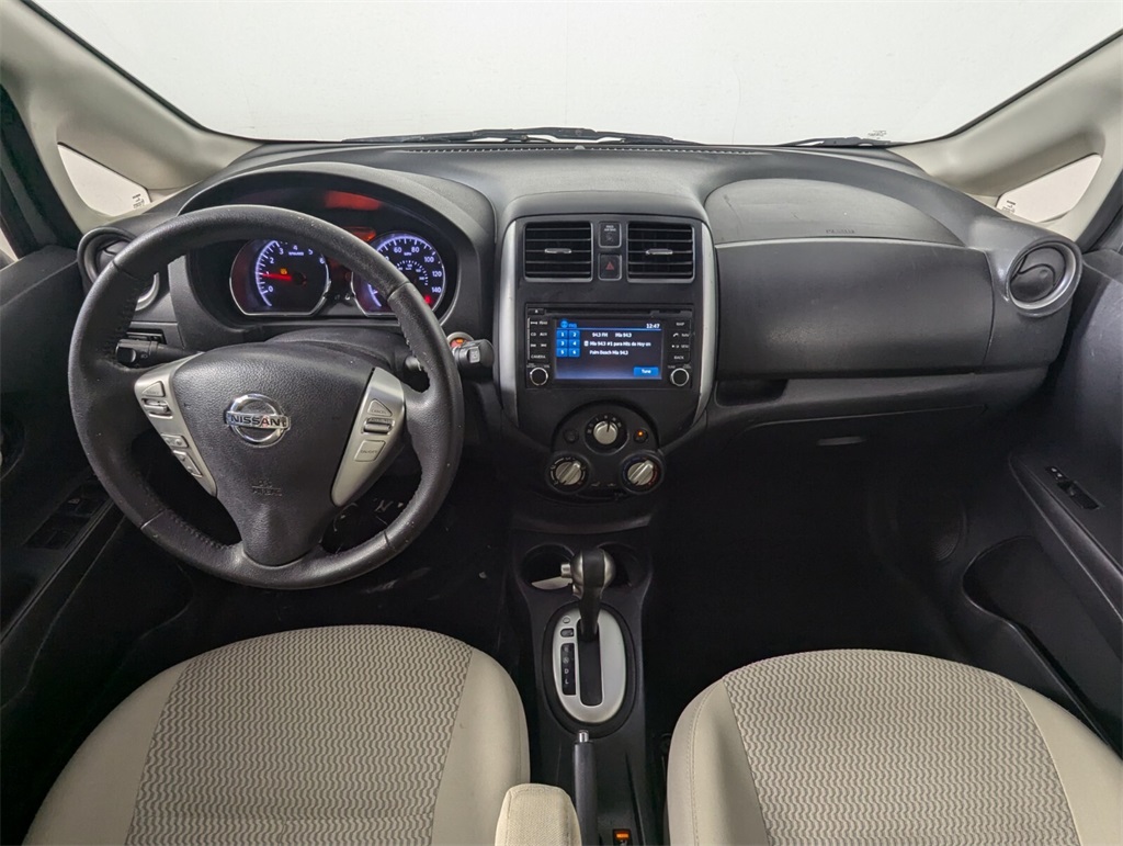 2014 Nissan Versa Note SV 16