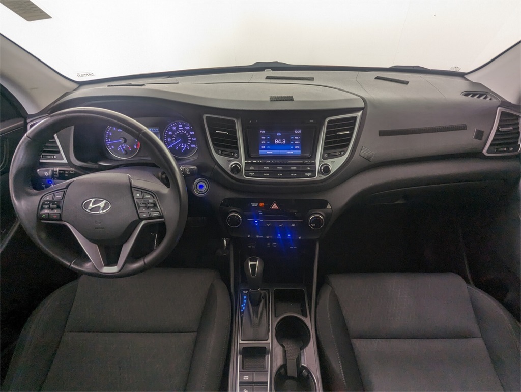 2017 Hyundai Tucson Sport 14