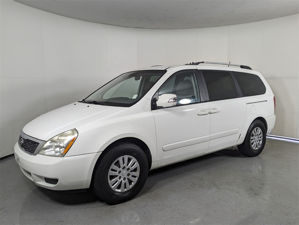 2012 Kia Sedona LX 3