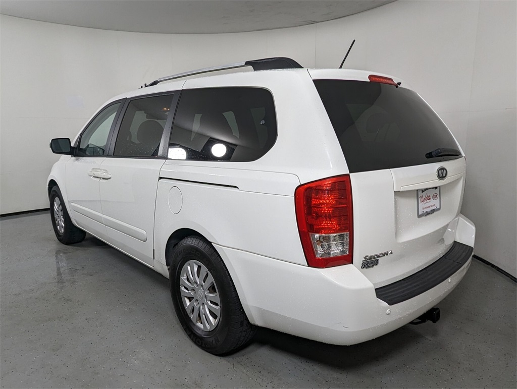 2012 Kia Sedona LX 5