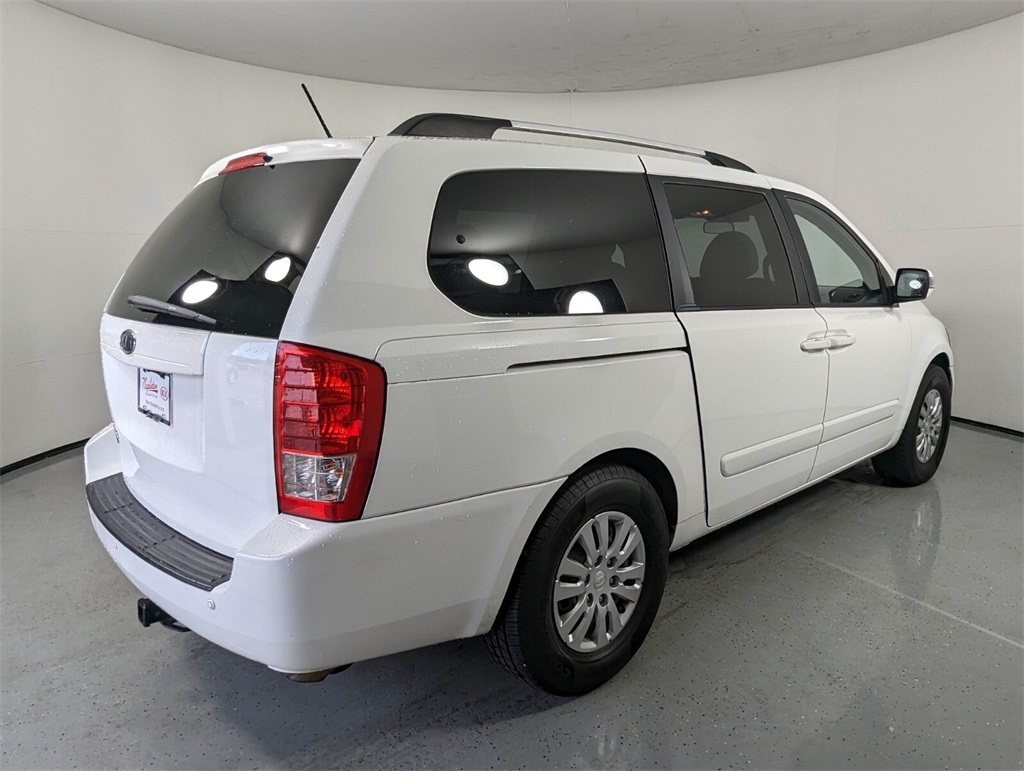 2012 Kia Sedona LX 6