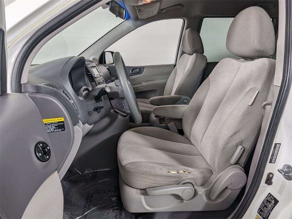 2012 Kia Sedona LX 12