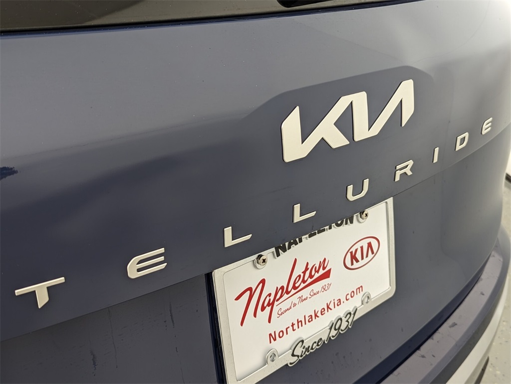 2024 Kia Telluride S 8