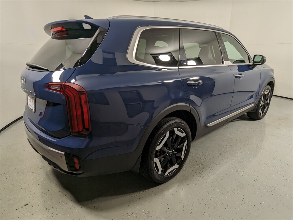 2024 Kia Telluride S 6