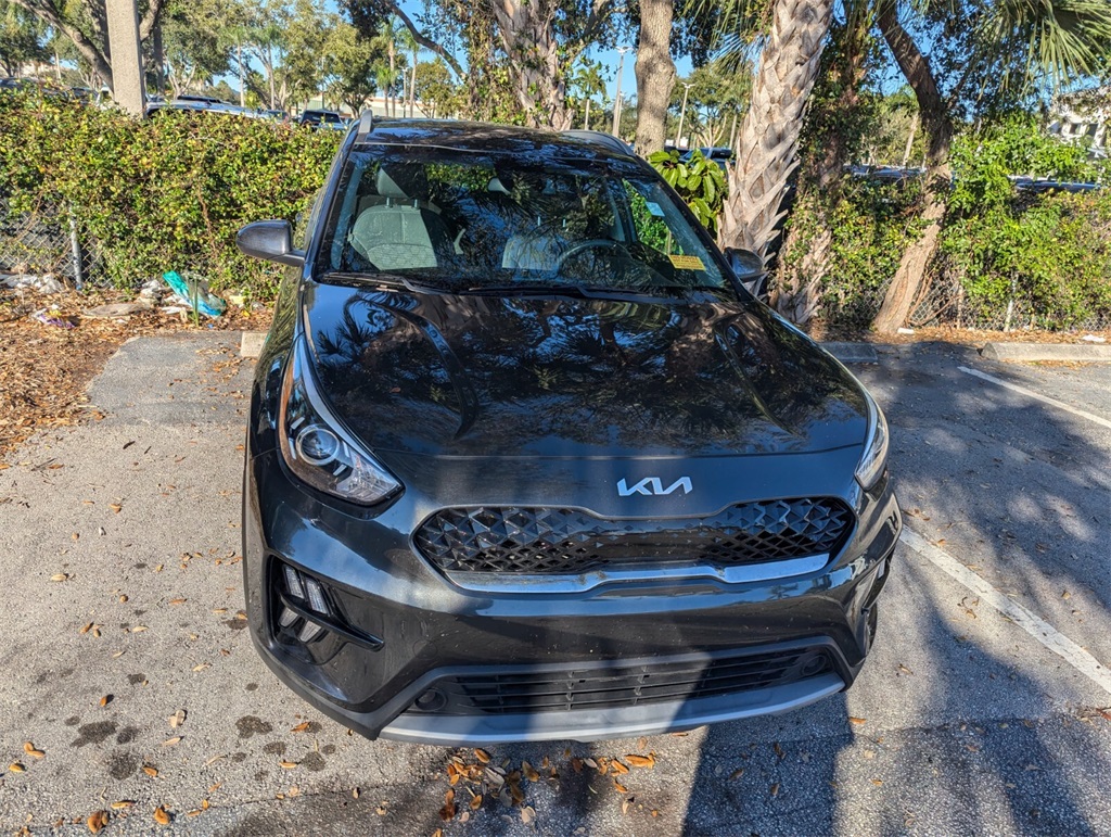 2022 Kia Niro Plug-In Hybrid LXS 9