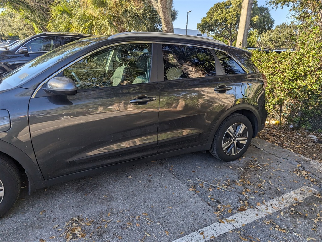 2022 Kia Niro Plug-In Hybrid LXS 15