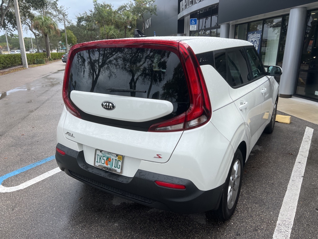 2021 Kia Soul S 12