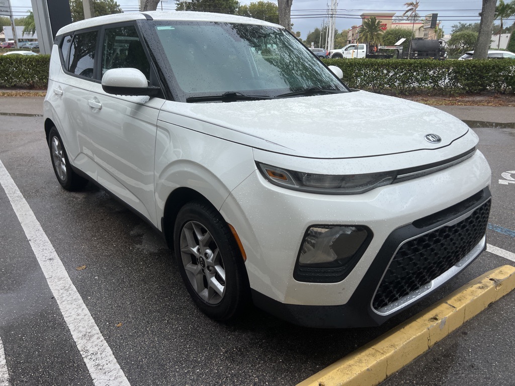 2021 Kia Soul S 17