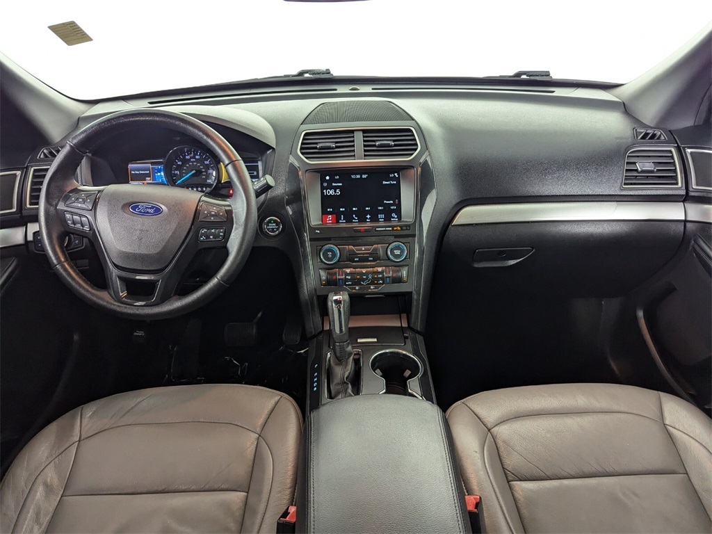 2017 Ford Explorer XLT 7