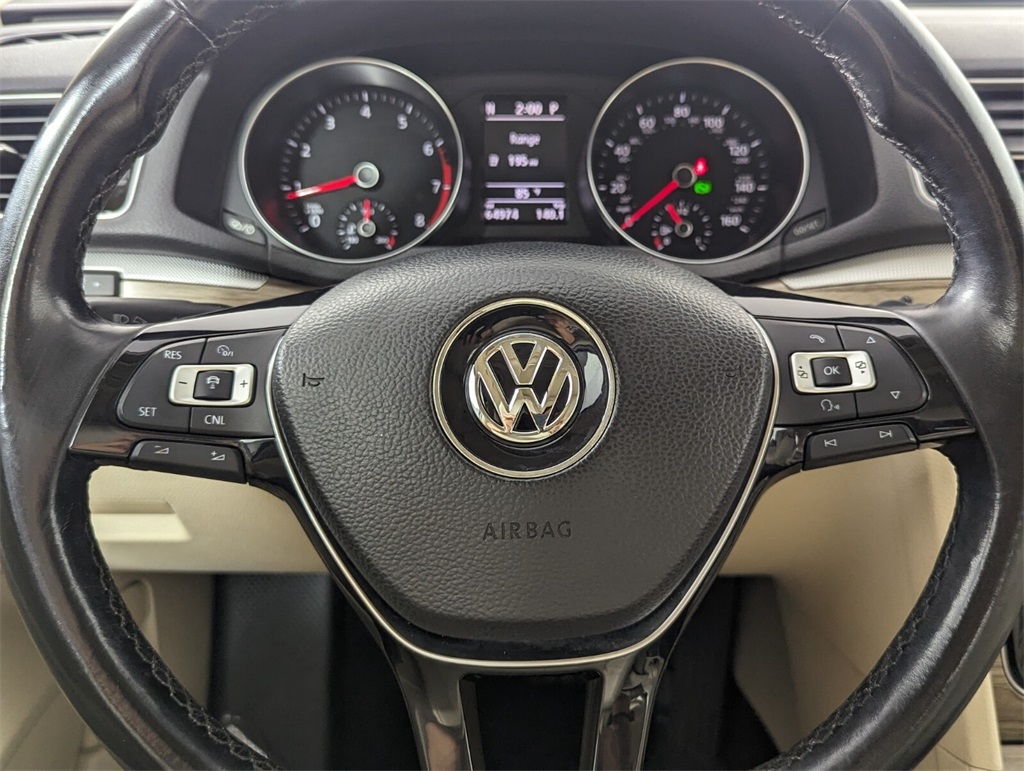 2018 Volkswagen Passat  18