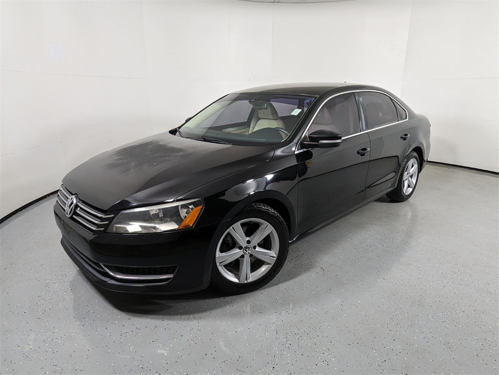 2012 Volkswagen Passat 2.5 SE 3