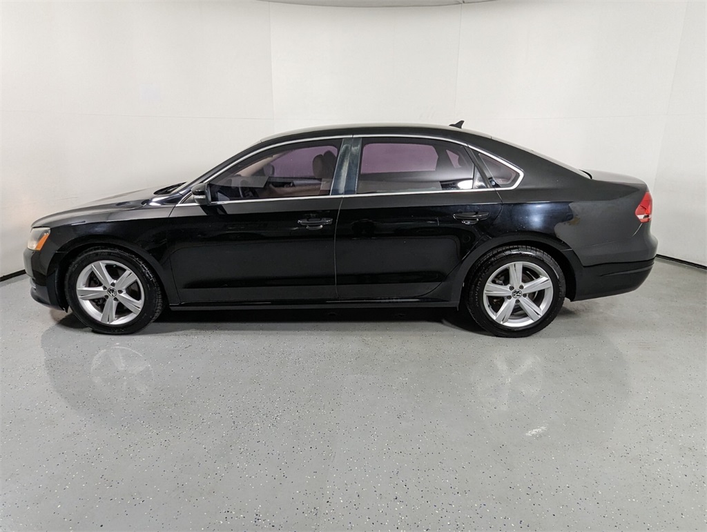 2012 Volkswagen Passat 2.5 SE 4