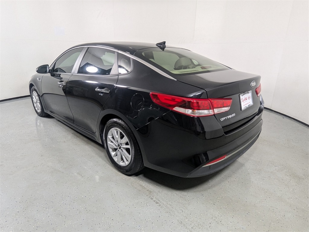 2017 Kia Optima LX 5