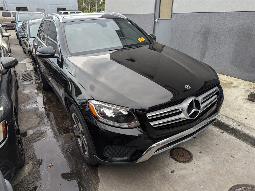 2019 Mercedes-Benz GLC GLC 300 2