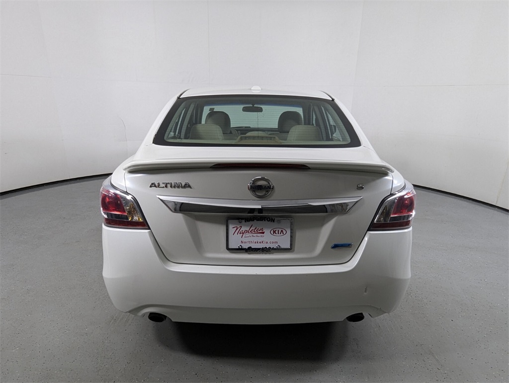 2014 Nissan Altima 2.5 S 7