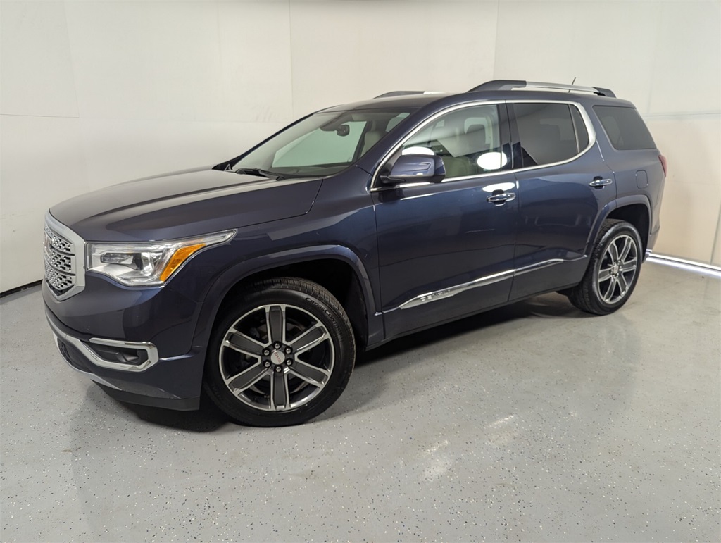 2018 GMC Acadia Denali 3