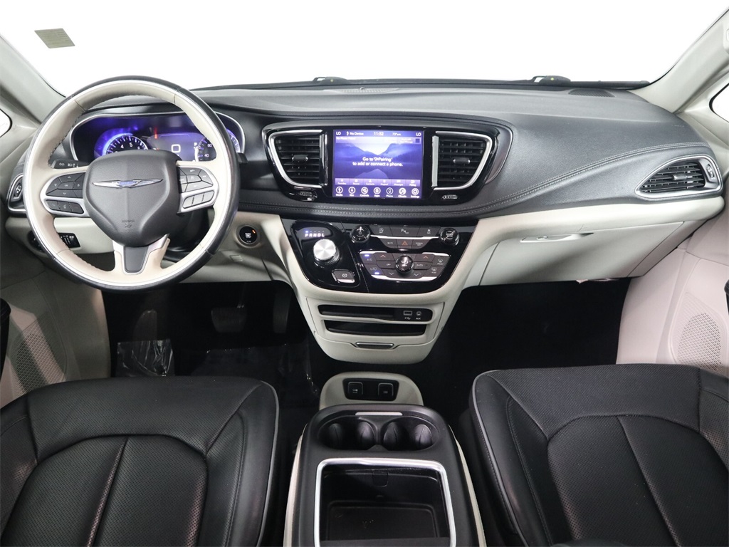 2020 Chrysler Pacifica Limited 7