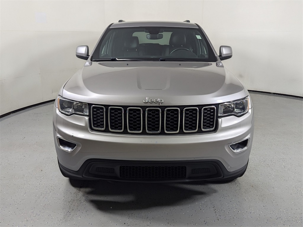 2020 Jeep Grand Cherokee Laredo E 2