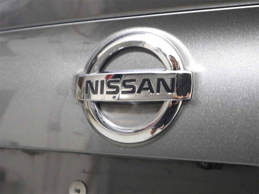 2020 Nissan Rogue Sport S 5