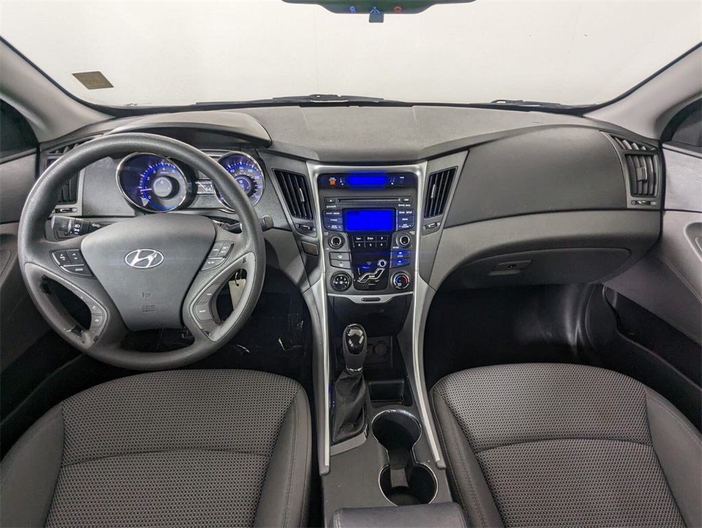 2012 Hyundai Sonata GLS 13