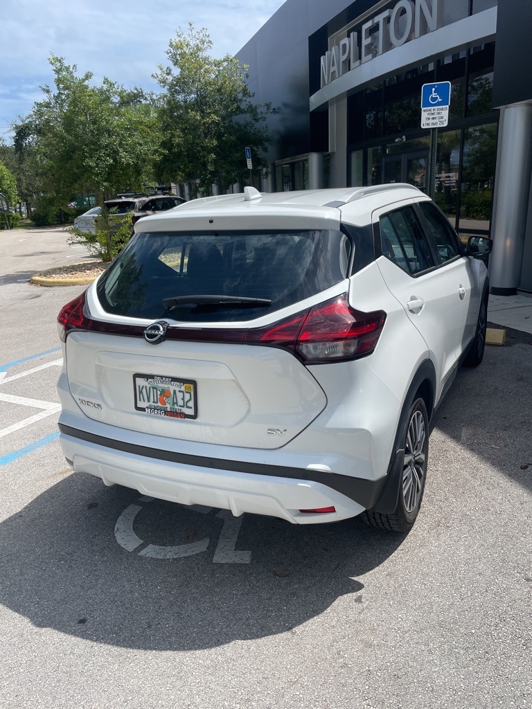 2023 Nissan Kicks SV 9