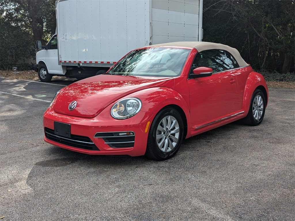 2018 Volkswagen Beetle  3