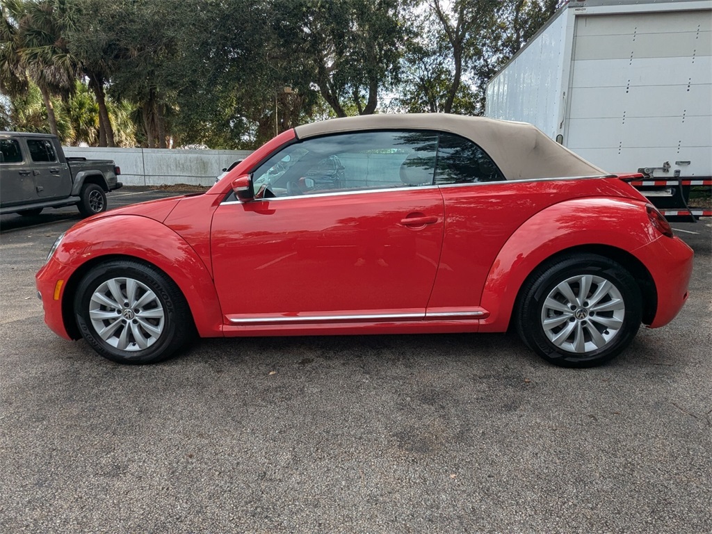 2018 Volkswagen Beetle  4