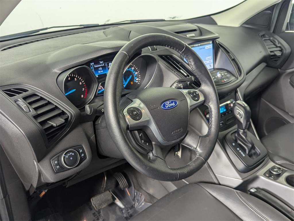 2016 Ford Escape SE 11