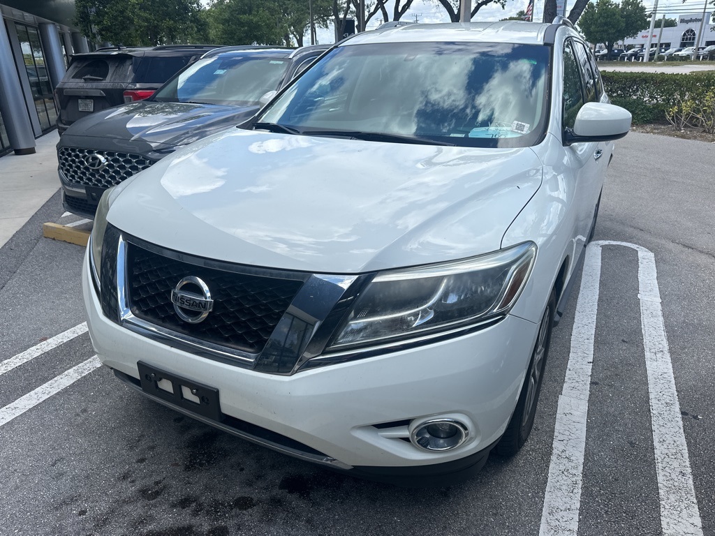 2015 Nissan Pathfinder SV 4
