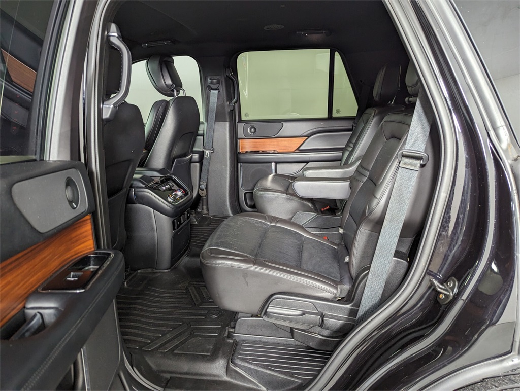 2019 Lincoln Navigator Standard 24