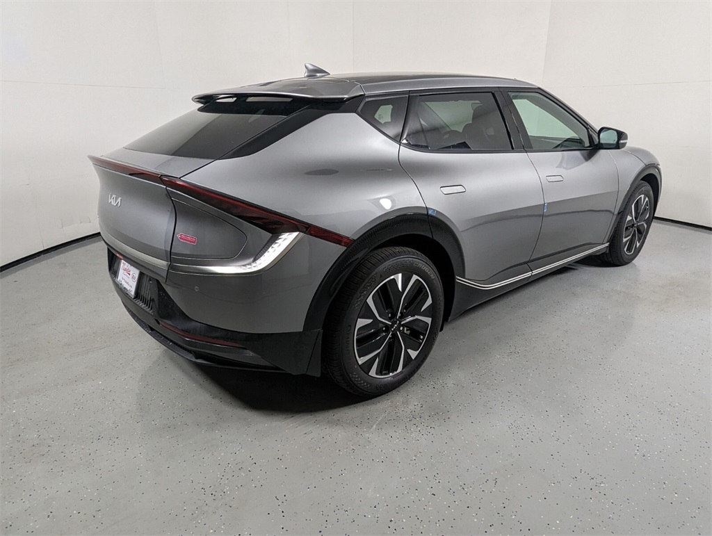 2024 Kia EV6 Wind 6