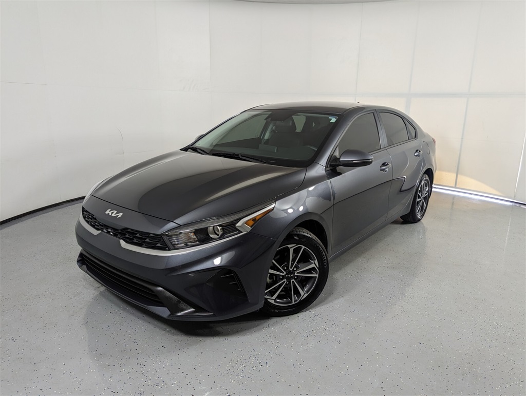 2024 Kia Forte LXS 3