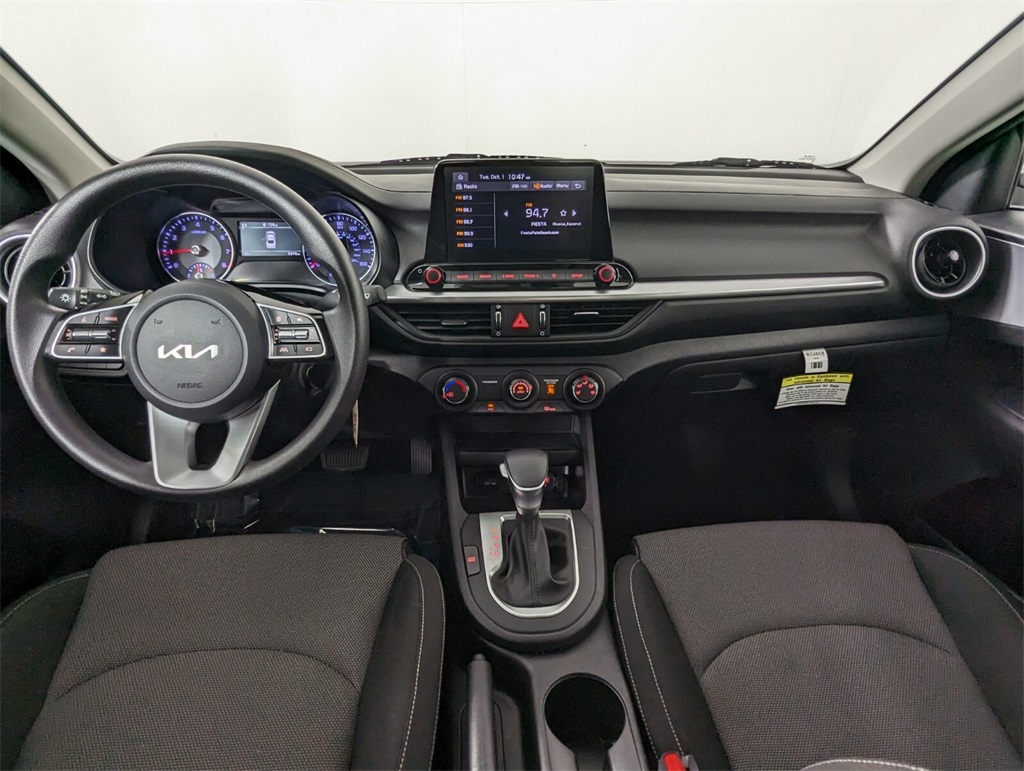 2024 Kia Forte LXS 14