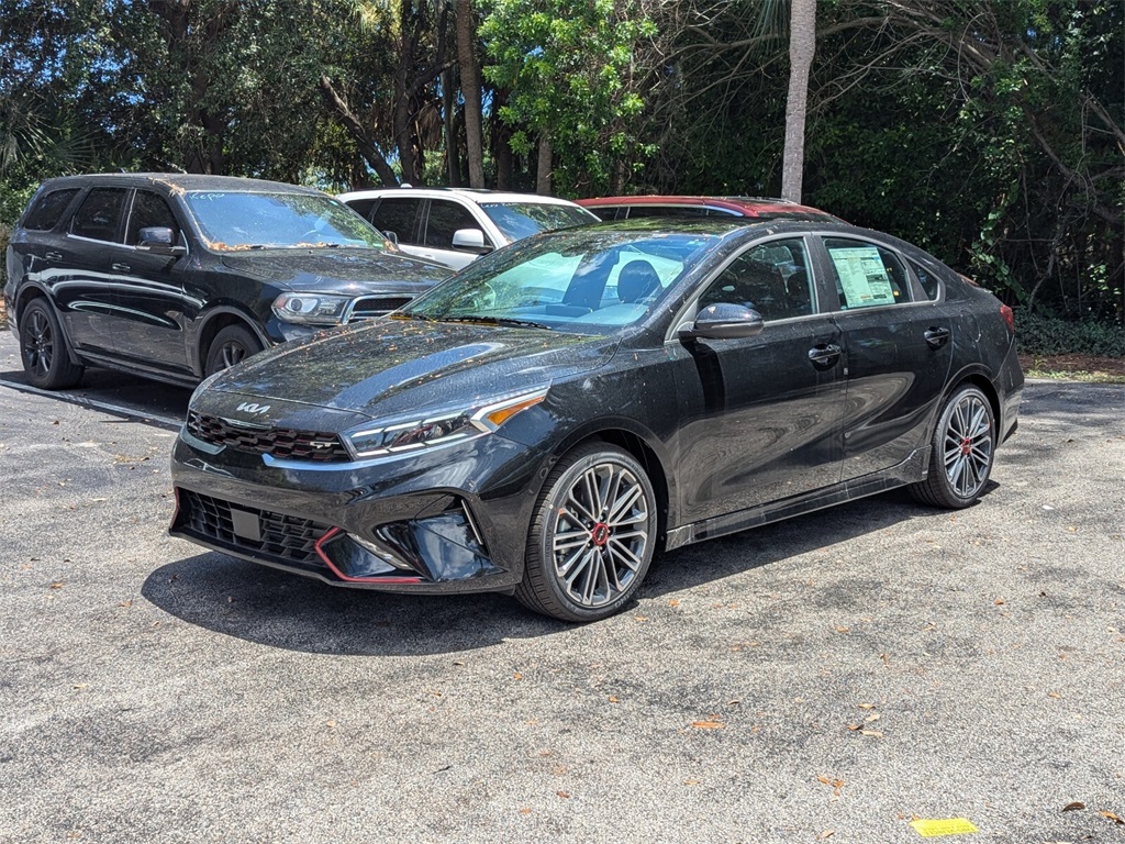 2024 Kia Forte GT 3