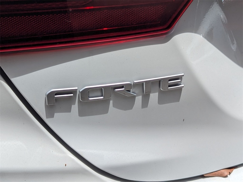 2024 Kia Forte GT 5