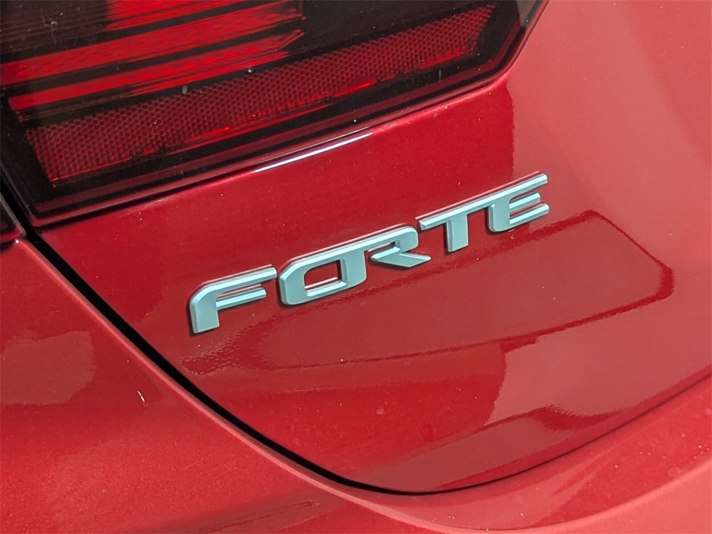 2024 Kia Forte GT 5