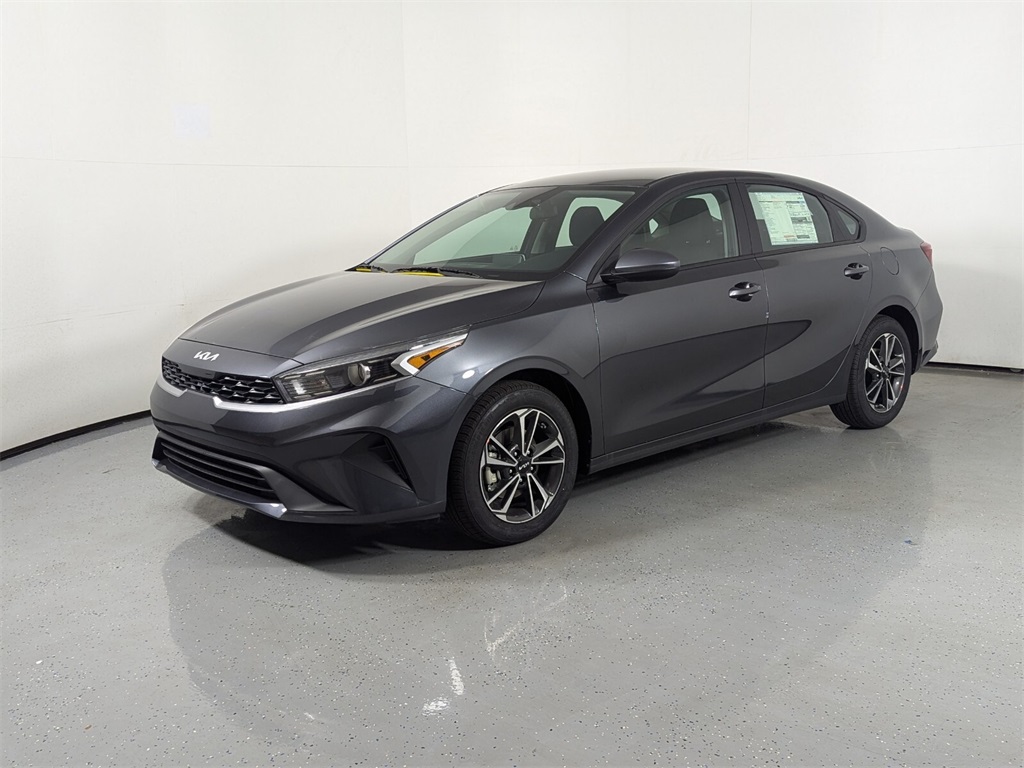 2024 Kia Forte LXS 3