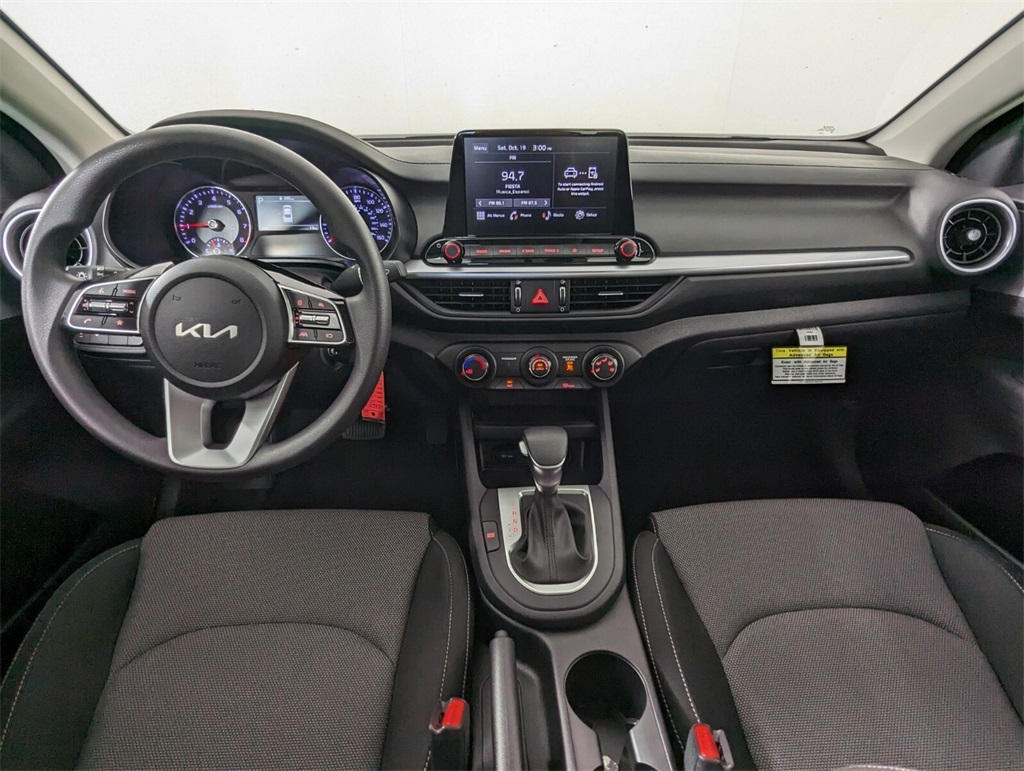 2024 Kia Forte LXS 14